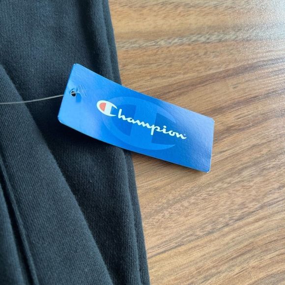 - Champion | Joggers - size large - Picture 3 of 4